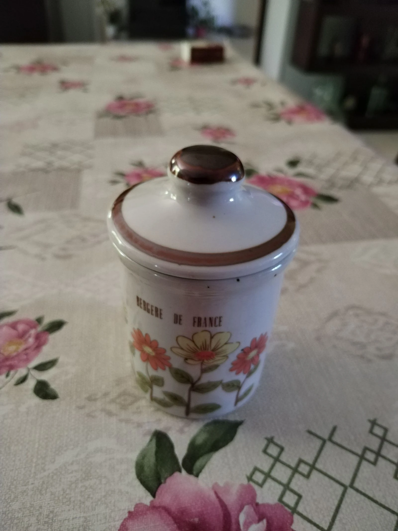 Zeer mooie vintage retro pot van geglazuurd aardewerk, bergère de France. – photo 4